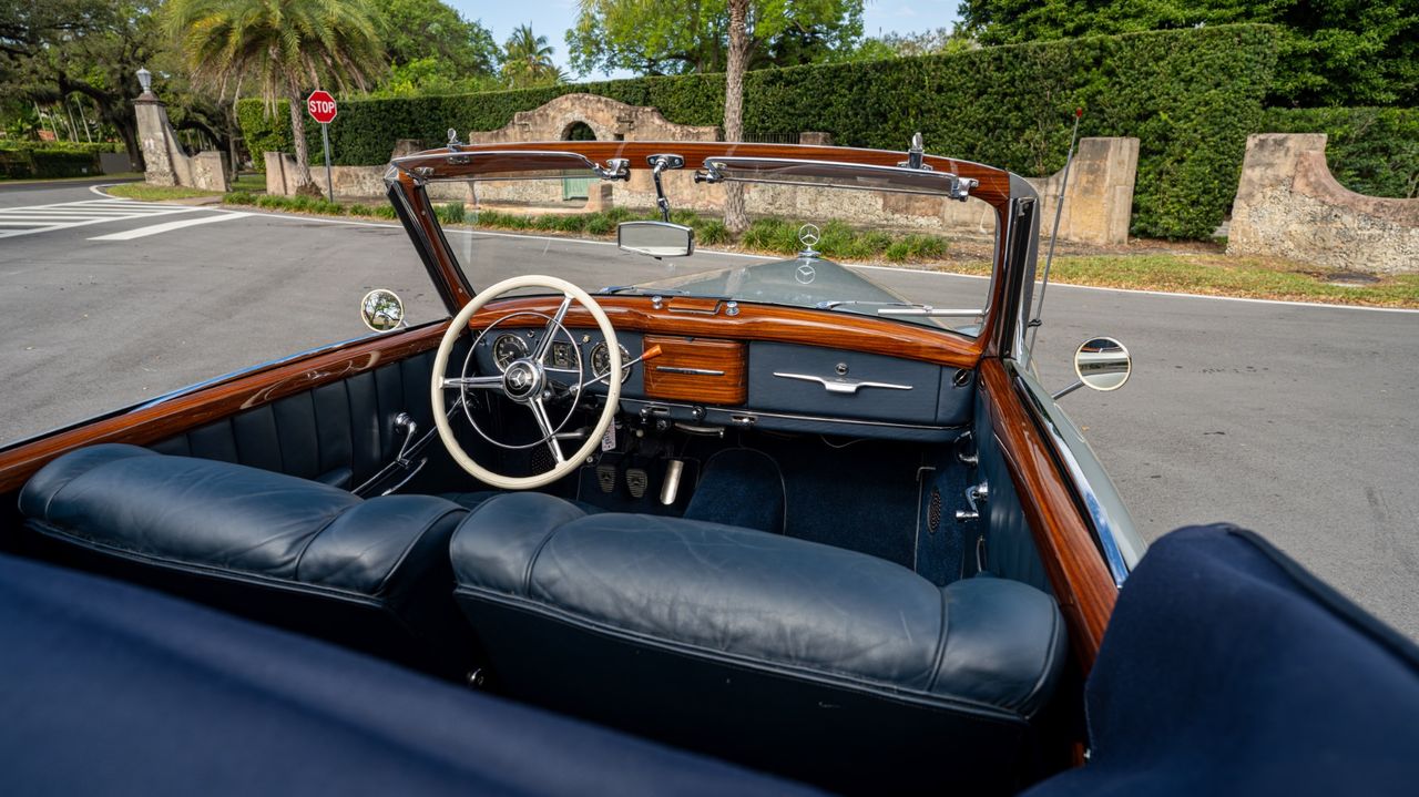 1953 Mercedes-Benz 220A