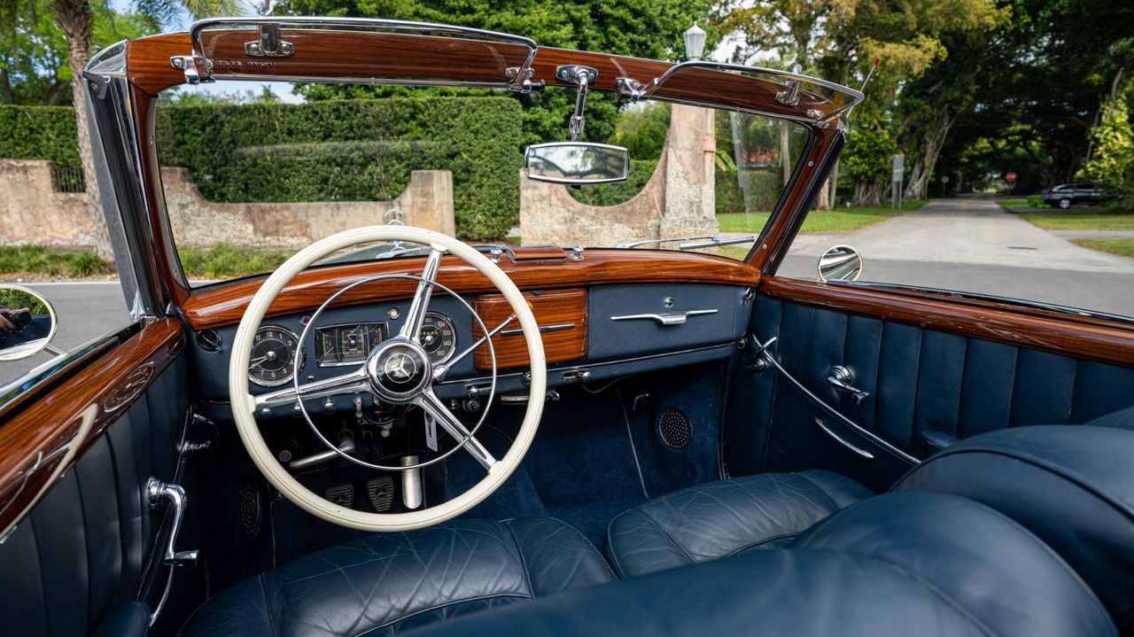 1953 Mercedes-Benz 220A