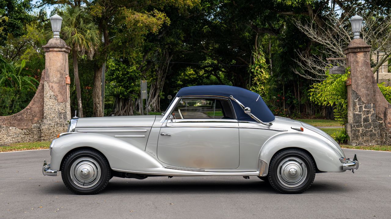 1953 Mercedes-Benz 220A