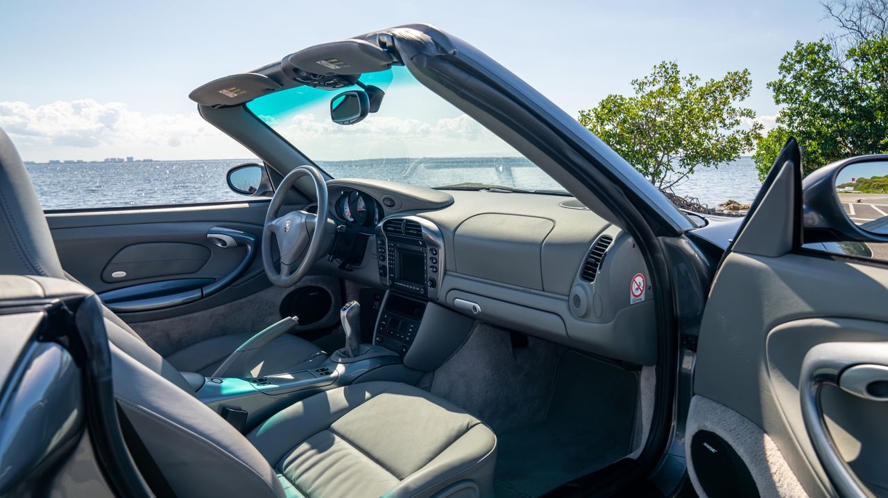 2005 Porsche 911
