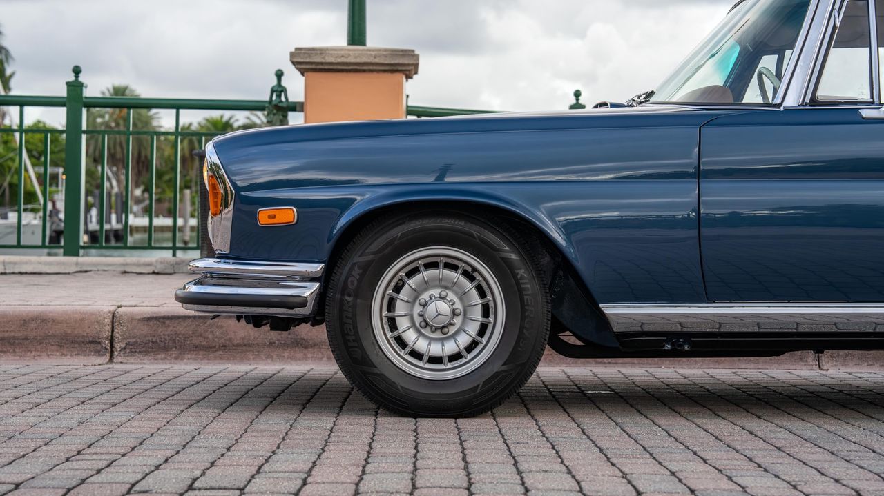 1970 Mercedes-Benz 280SE 3.5