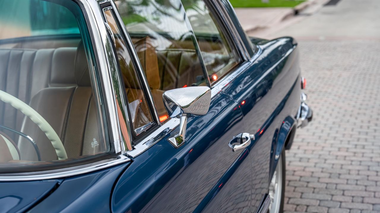 1970 Mercedes-Benz 280SE 3.5
