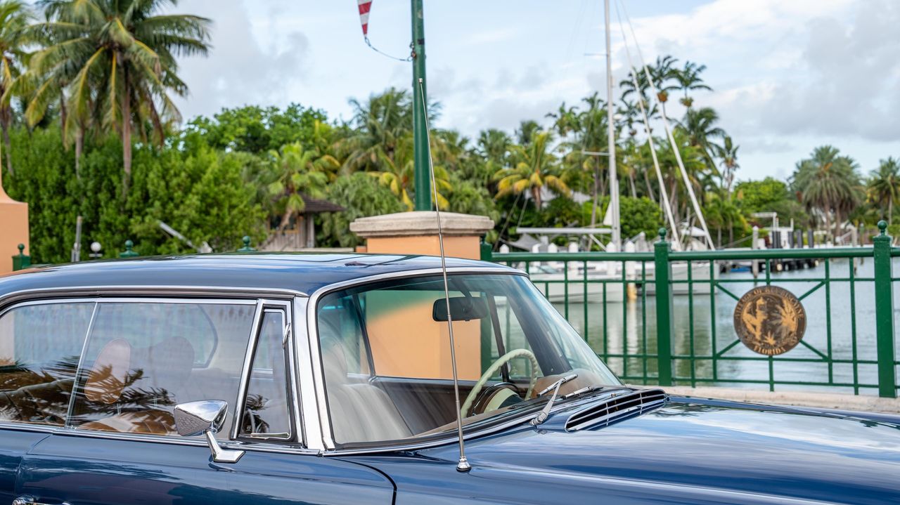 1970 Mercedes-Benz 280SE 3.5