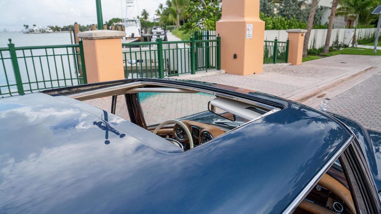 1970 Mercedes-Benz 280SE 3.5