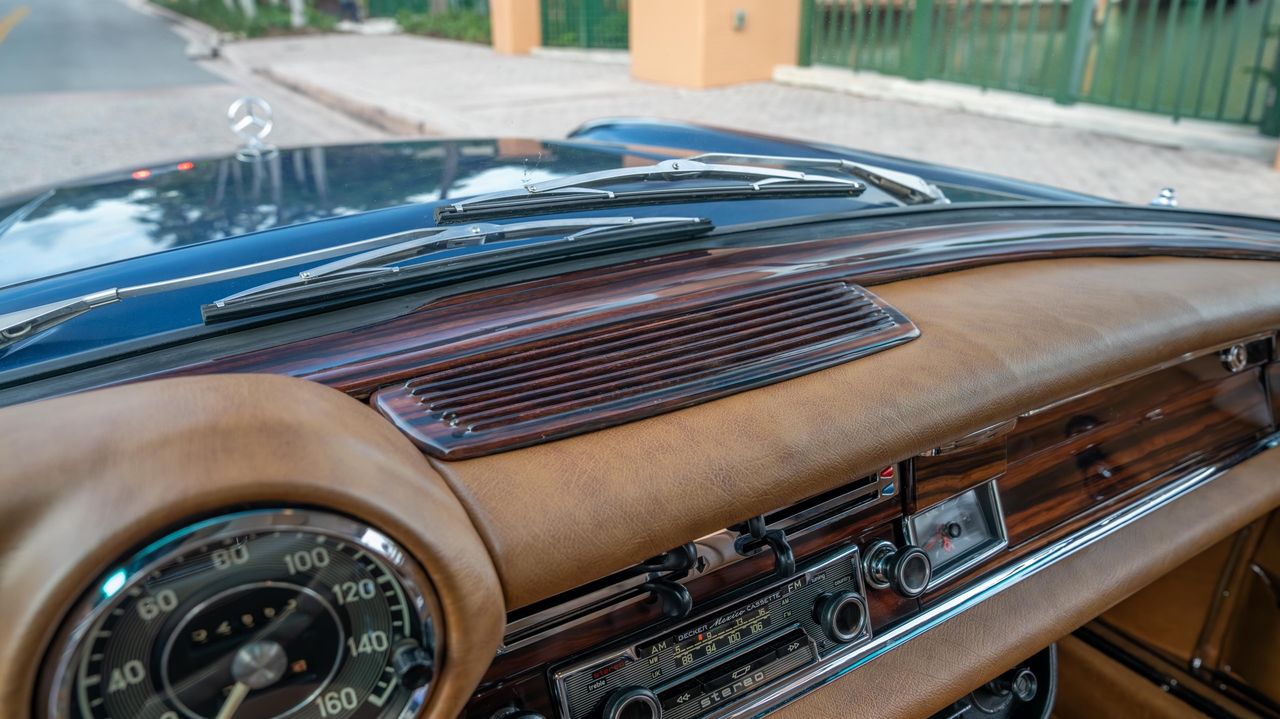 1970 Mercedes-Benz 280SE 3.5