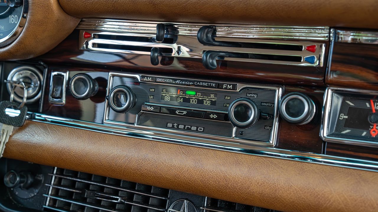 1970 Mercedes-Benz 280SE 3.5