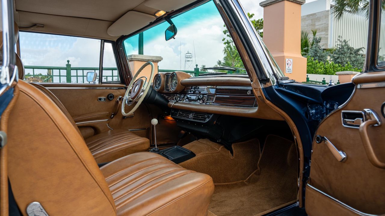 1970 Mercedes-Benz 280SE 3.5