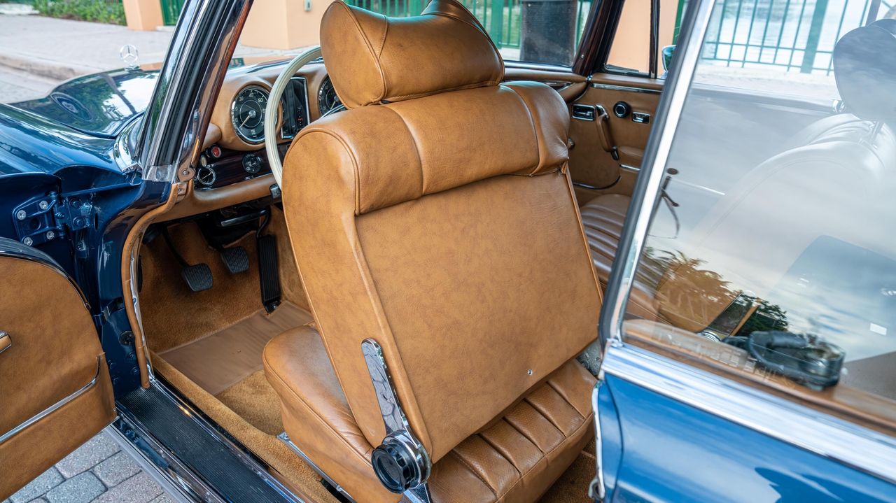 1970 Mercedes-Benz 280SE 3.5