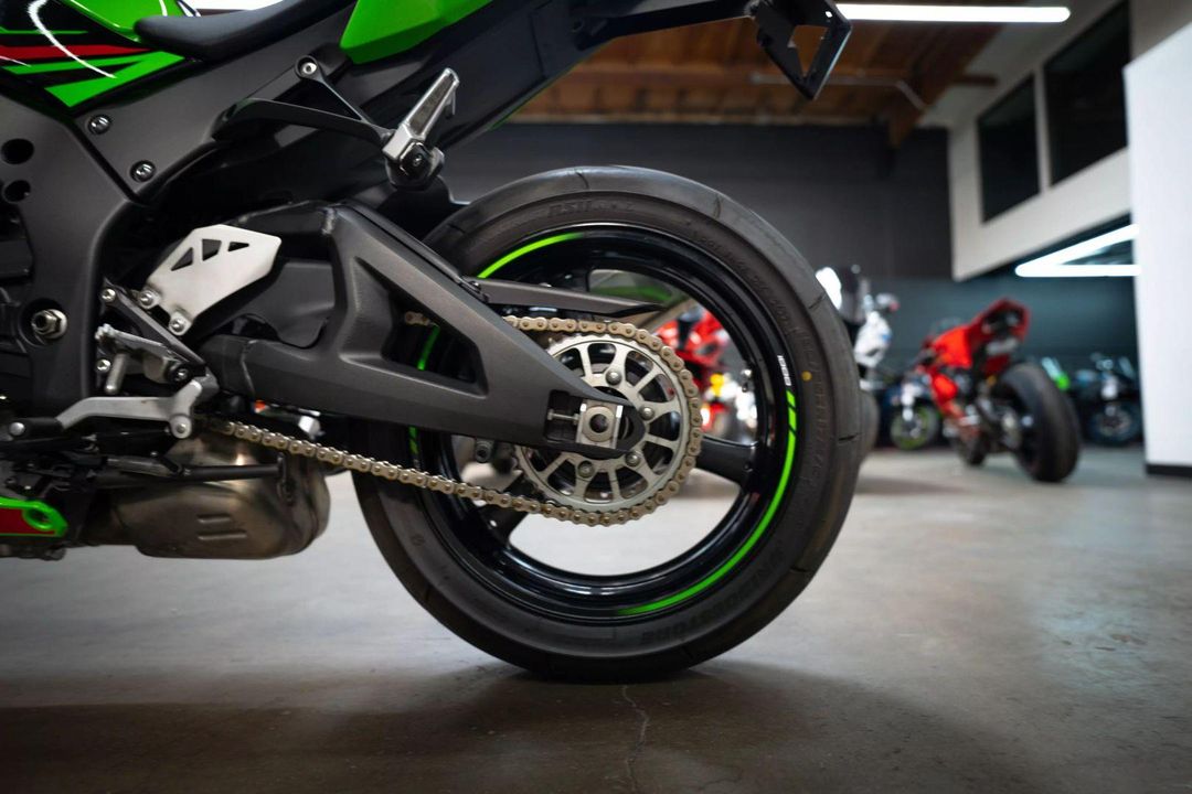2023 Kawasaki Ninja ZX-10R ABS KRT Edition