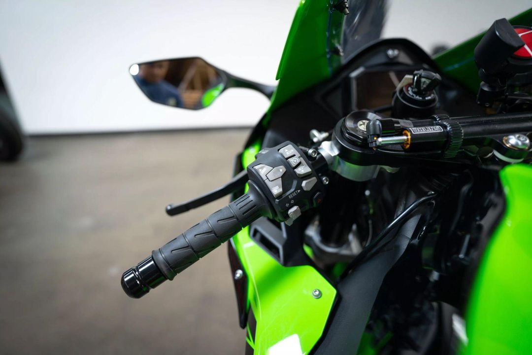 2023 Kawasaki Ninja ZX-10R ABS KRT Edition