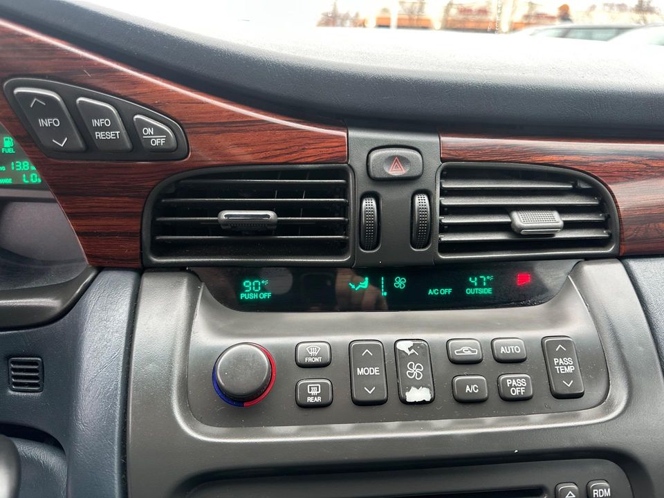 2003 Cadillac DeVille