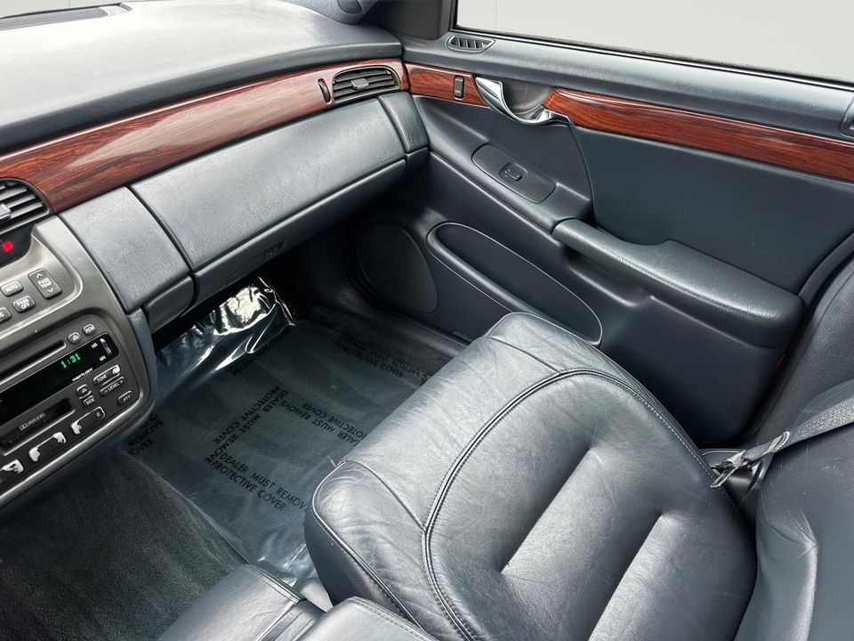 2003 Cadillac DeVille