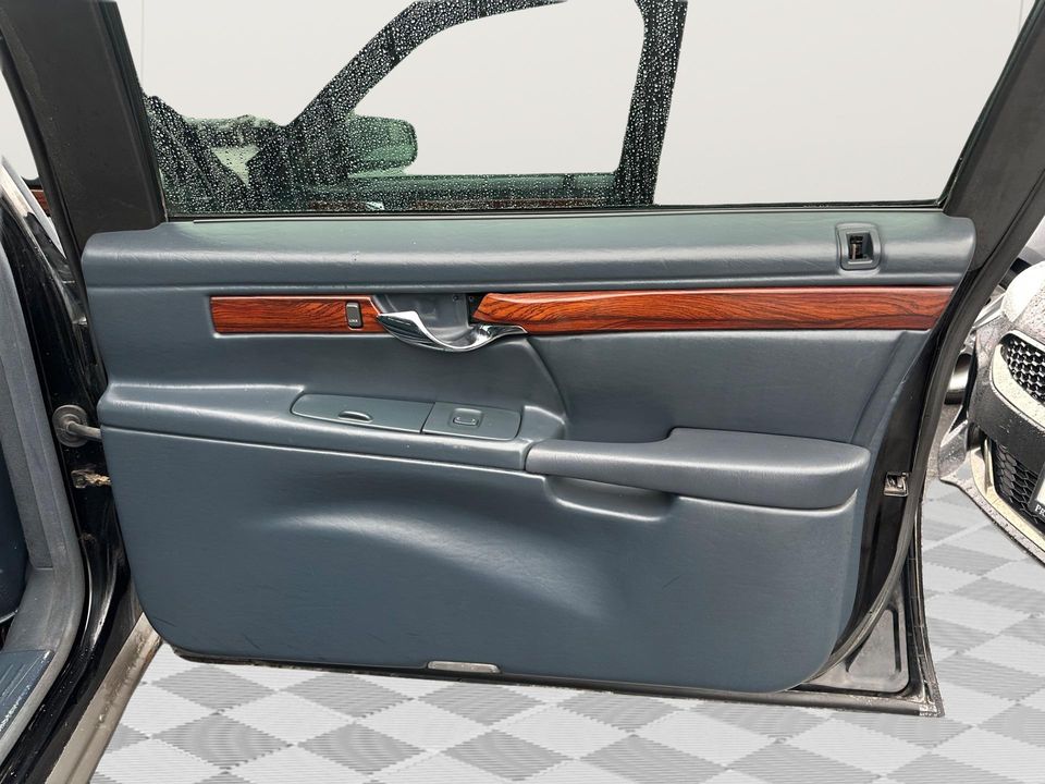 2003 Cadillac DeVille