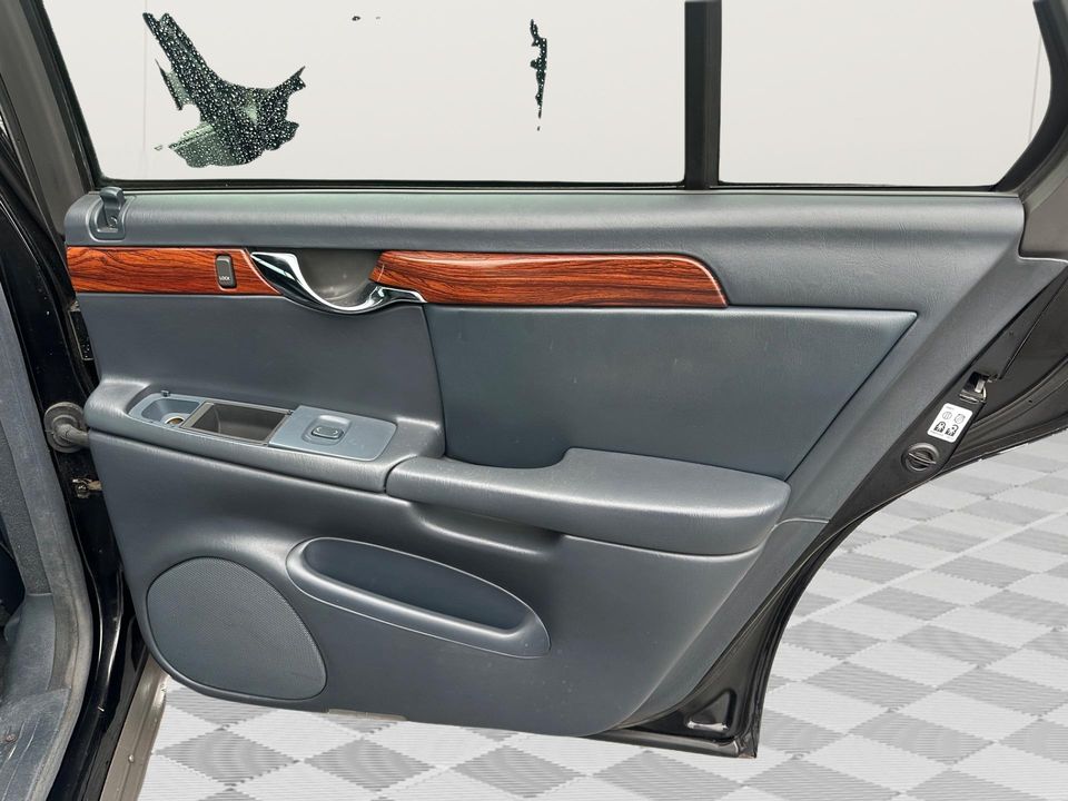 2003 Cadillac DeVille