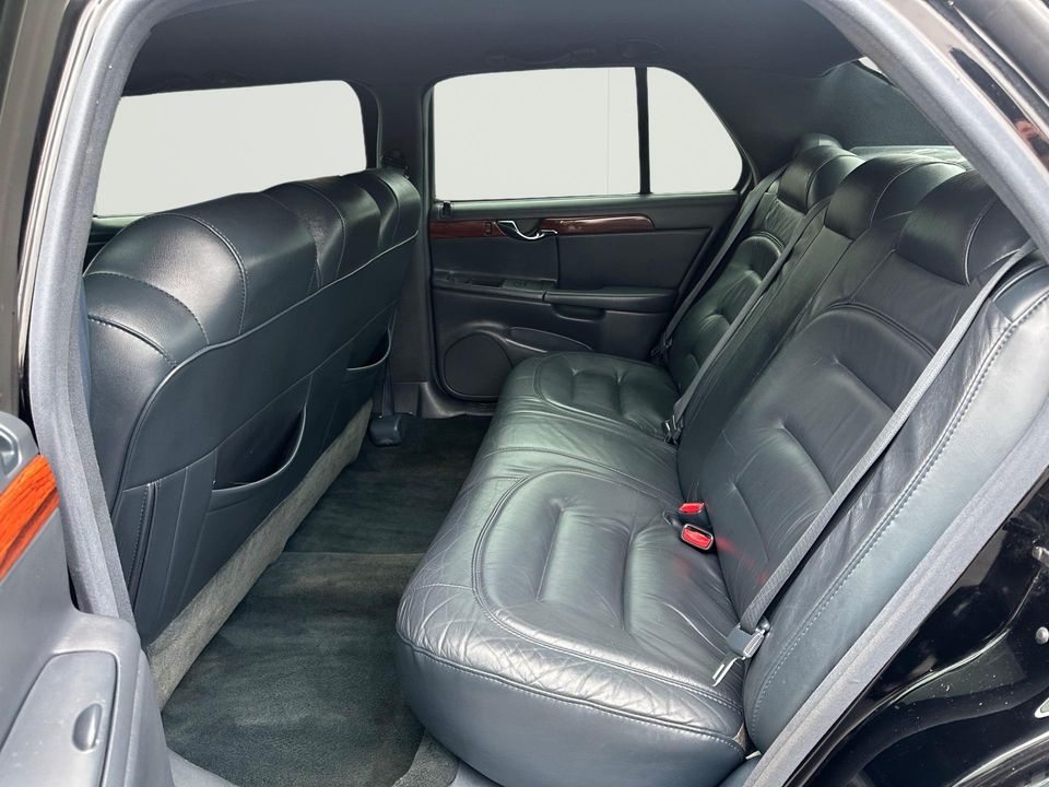 2003 Cadillac DeVille