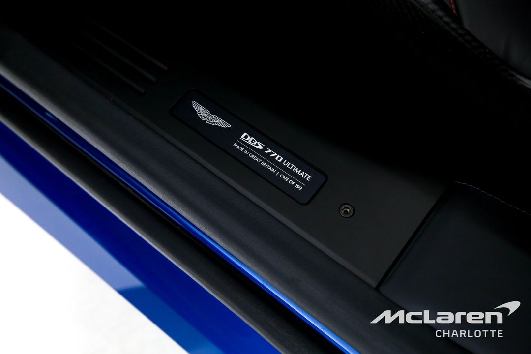 2023 Aston Martin DBS