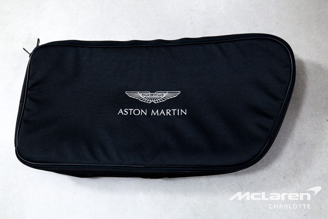 2023 Aston Martin DBS
