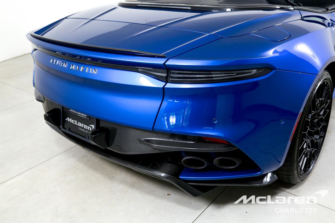 2023 Aston Martin DBS