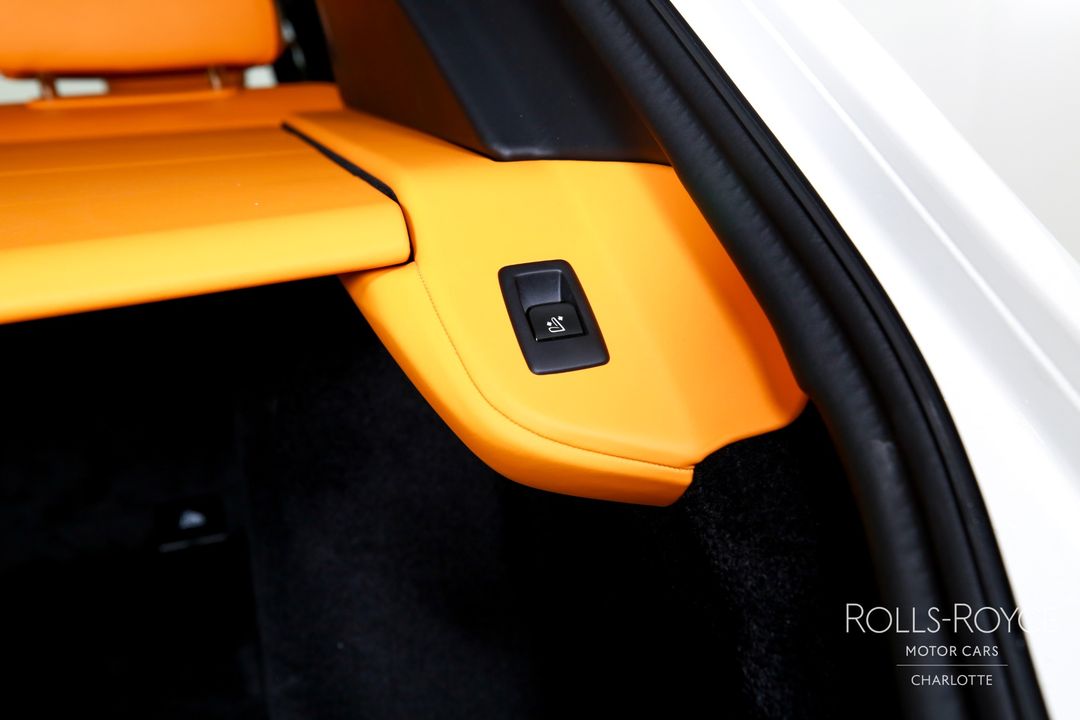 2025 Rolls-Royce Black Badge Cullinan