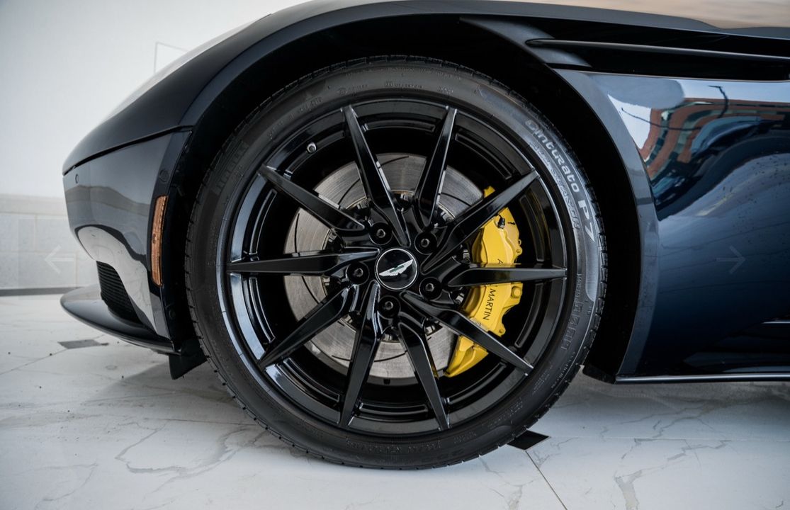 2018 Aston Martin DB11