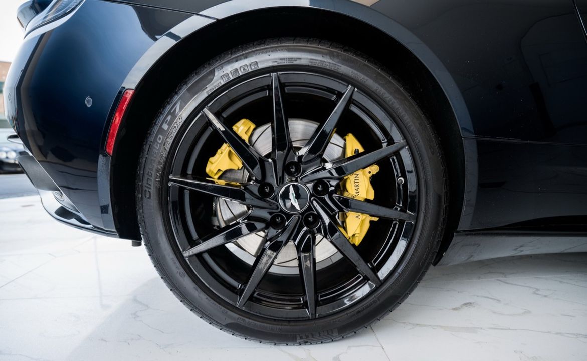 2018 Aston Martin DB11