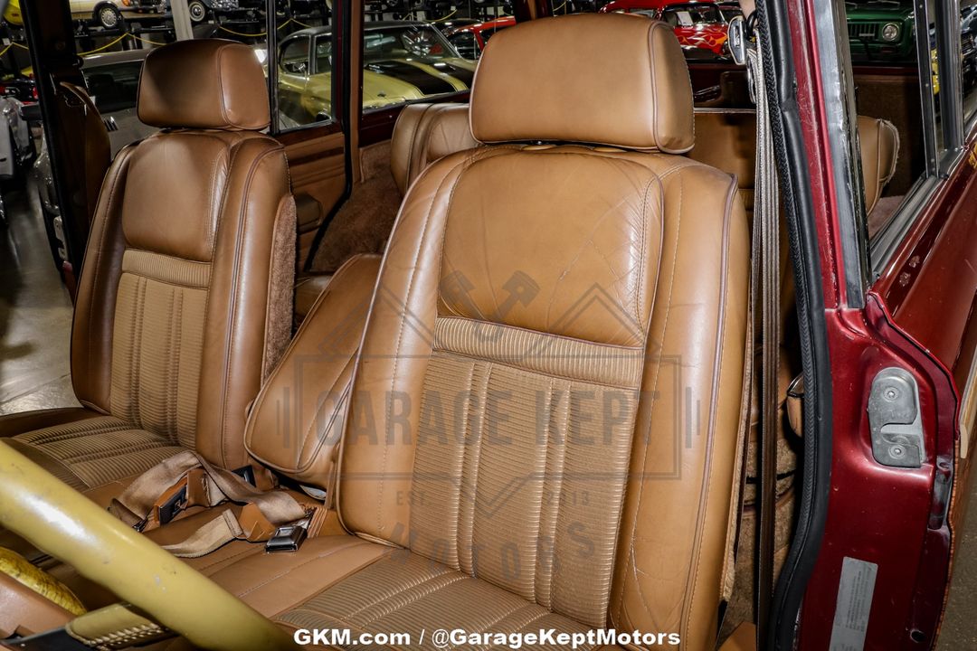 1985 Jeep Grand Wagoneer