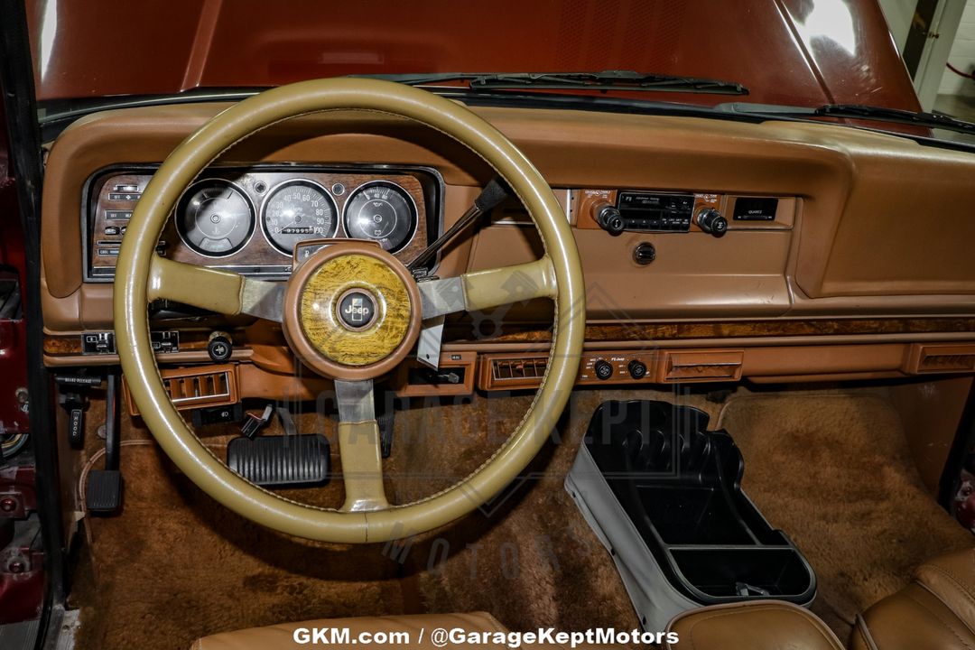 1985 Jeep Grand Wagoneer