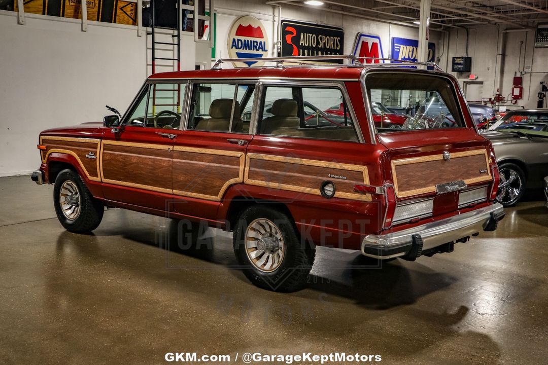 1985 Jeep Grand Wagoneer