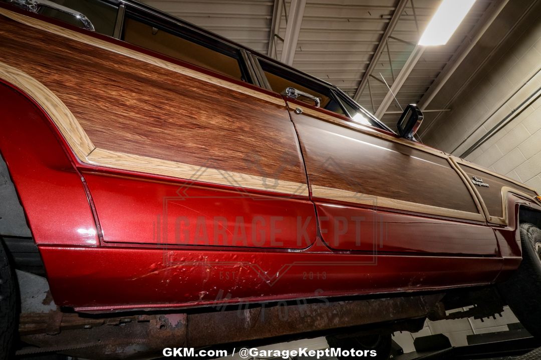 1985 Jeep Grand Wagoneer