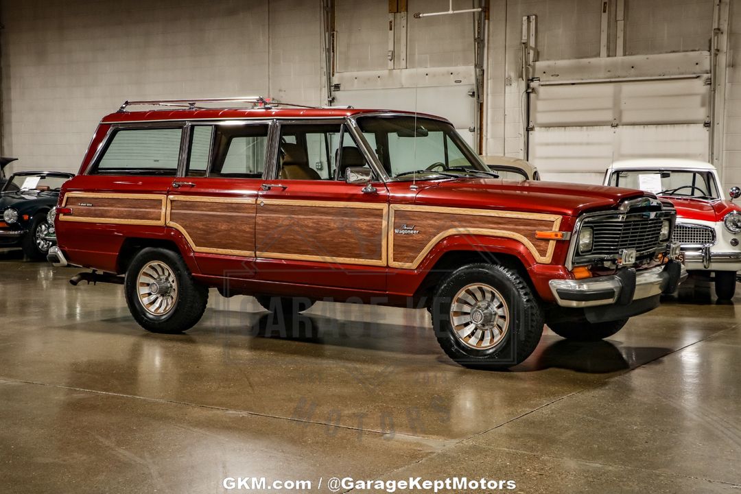1985 Jeep Grand Wagoneer
