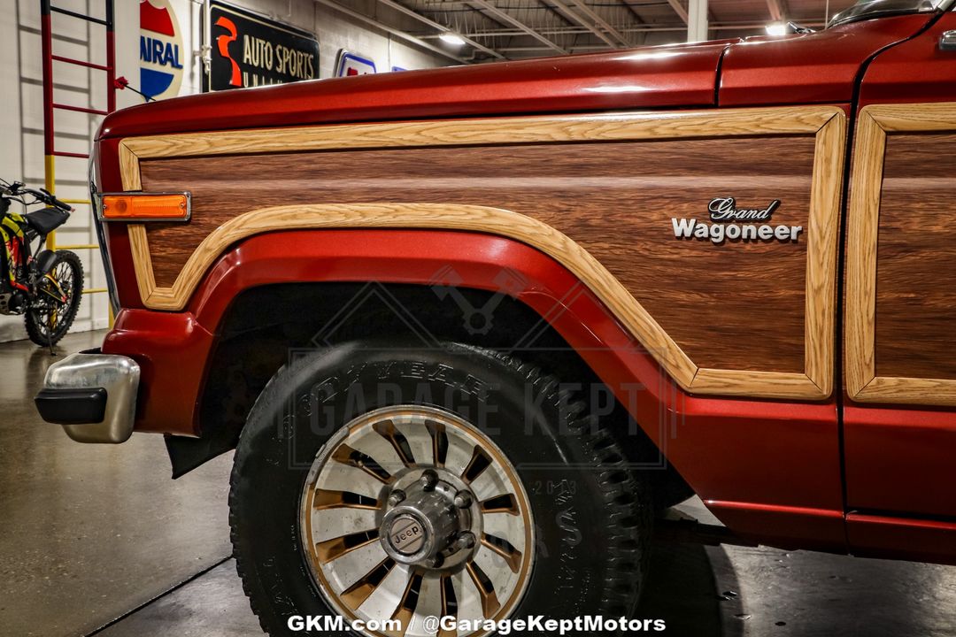 1985 Jeep Grand Wagoneer