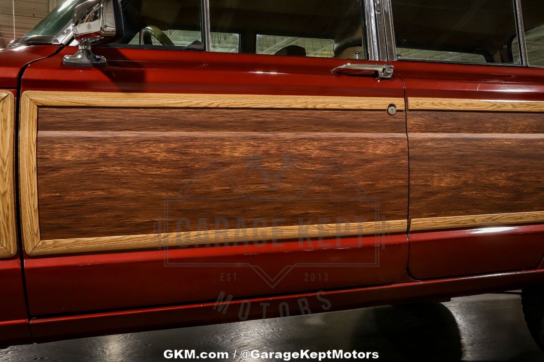 1985 Jeep Grand Wagoneer
