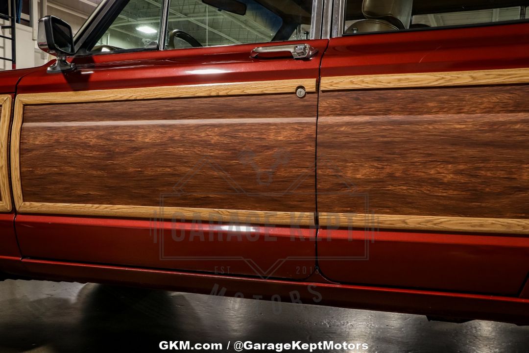 1985 Jeep Grand Wagoneer