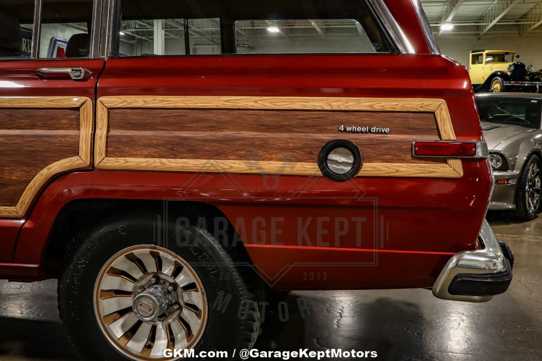 1985 Jeep Grand Wagoneer