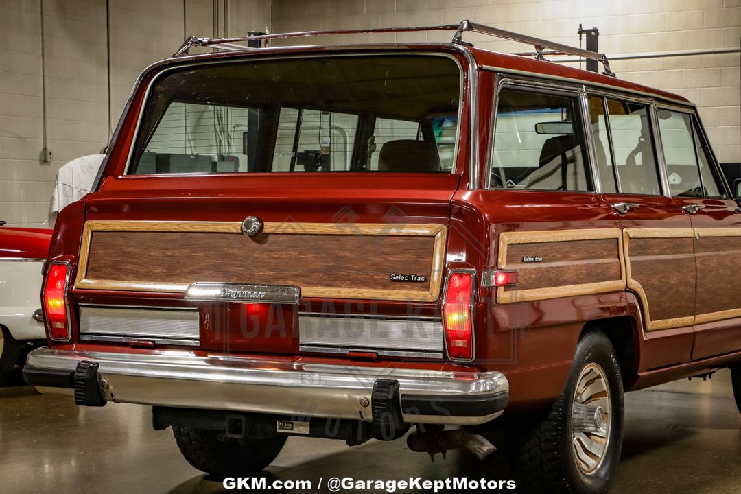 1985 Jeep Grand Wagoneer