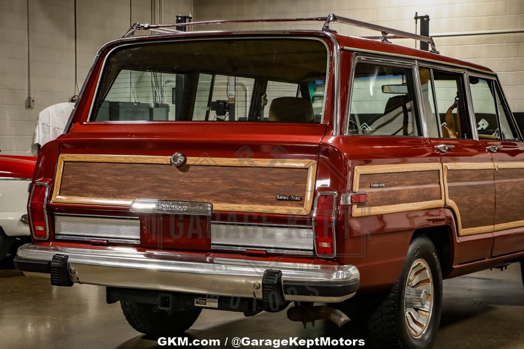 1985 Jeep Grand Wagoneer