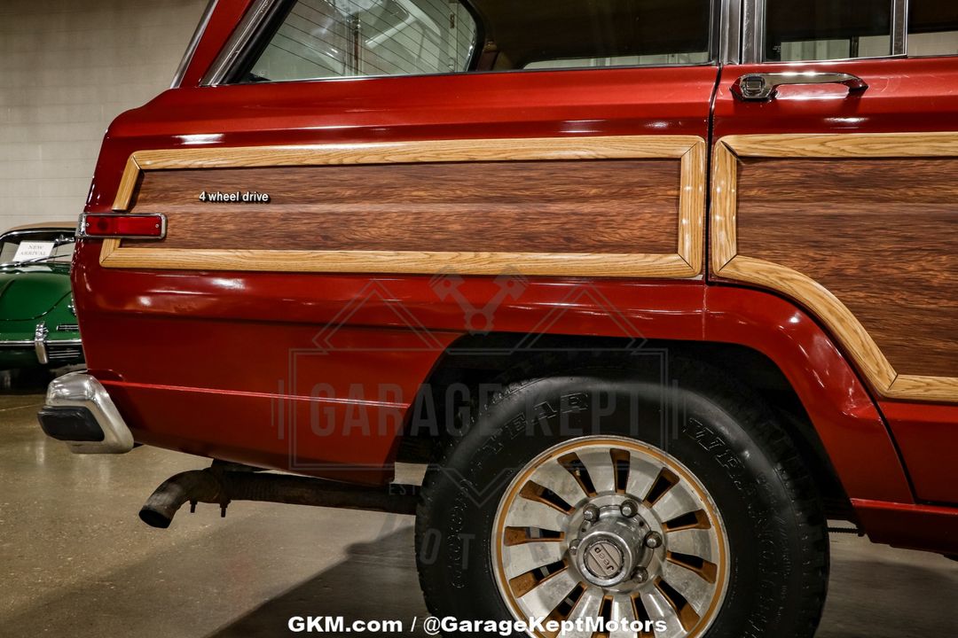 1985 Jeep Grand Wagoneer