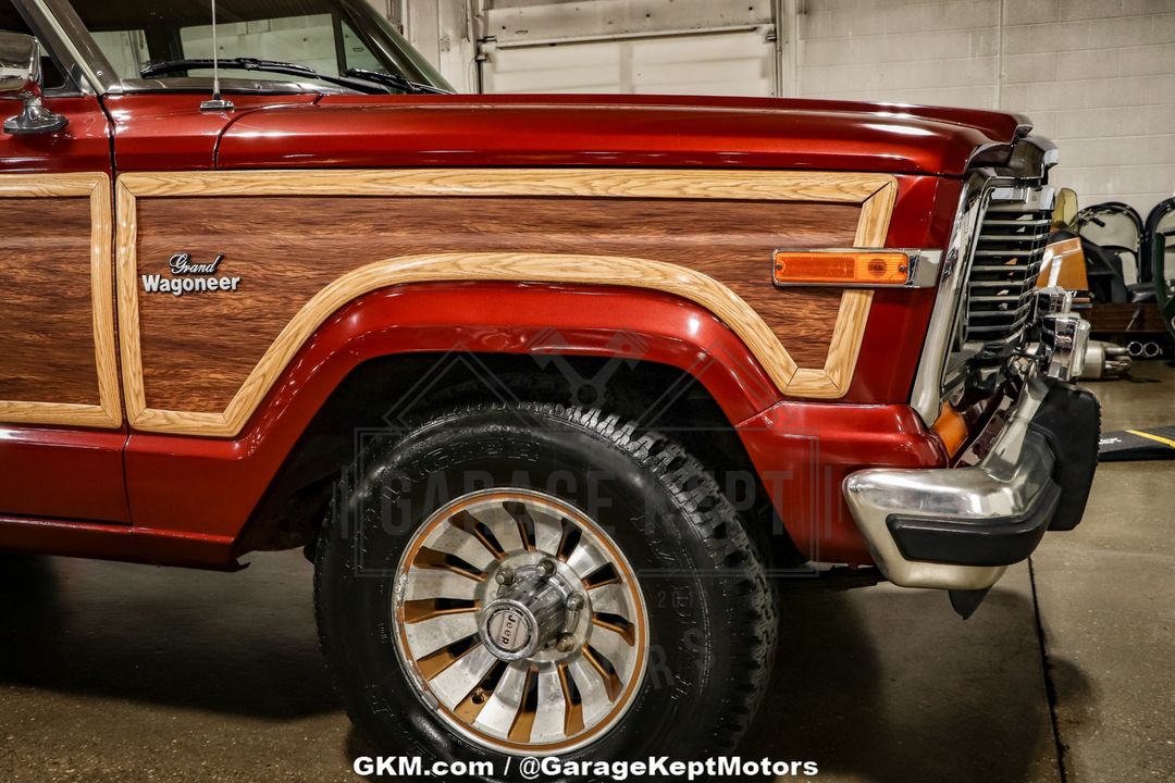 1985 Jeep Grand Wagoneer