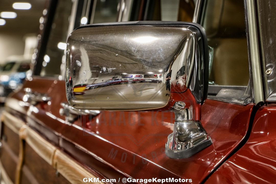 1985 Jeep Grand Wagoneer
