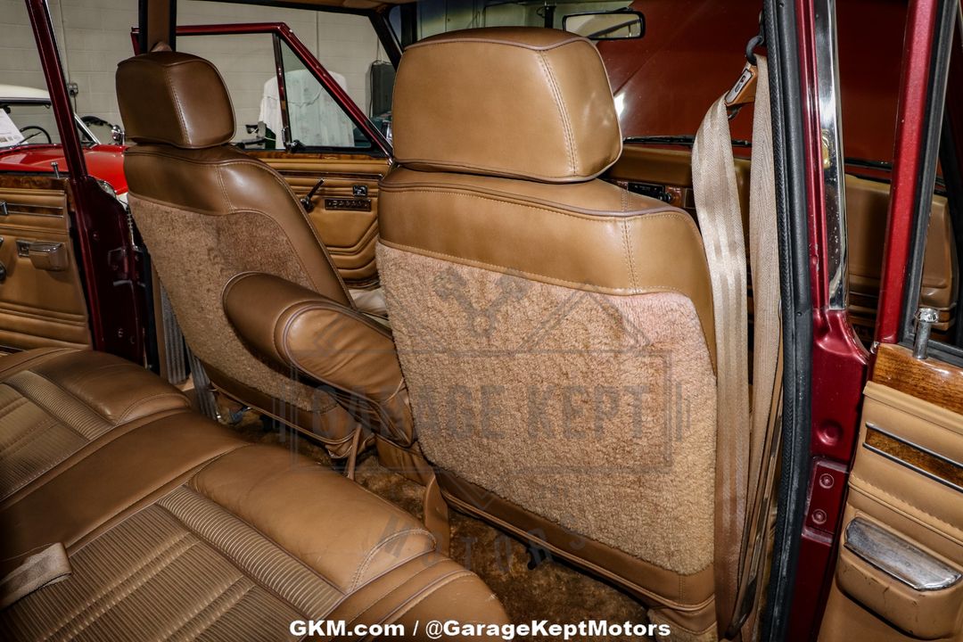 1985 Jeep Grand Wagoneer