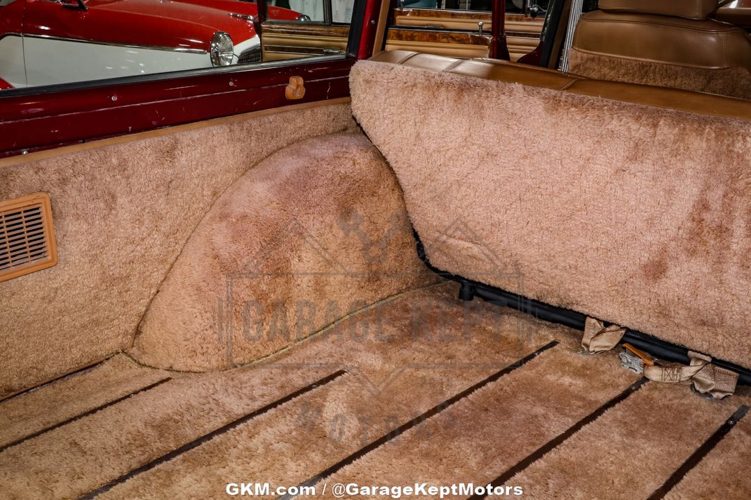 1985 Jeep Grand Wagoneer