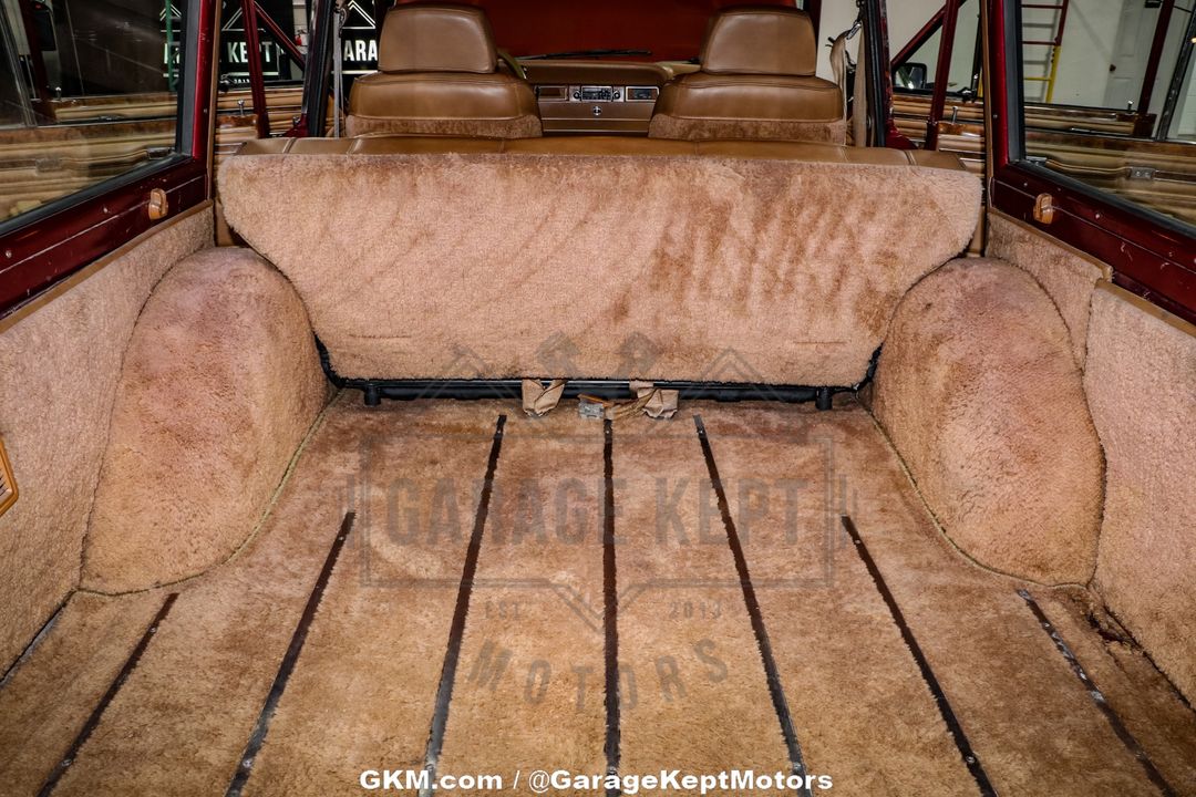 1985 Jeep Grand Wagoneer
