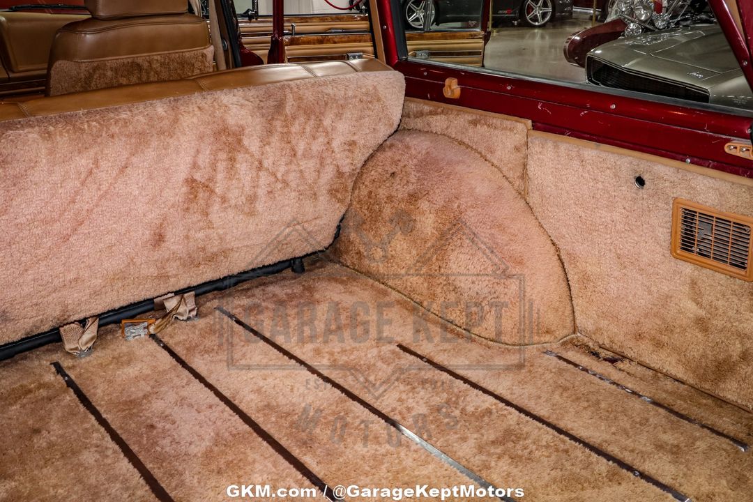 1985 Jeep Grand Wagoneer