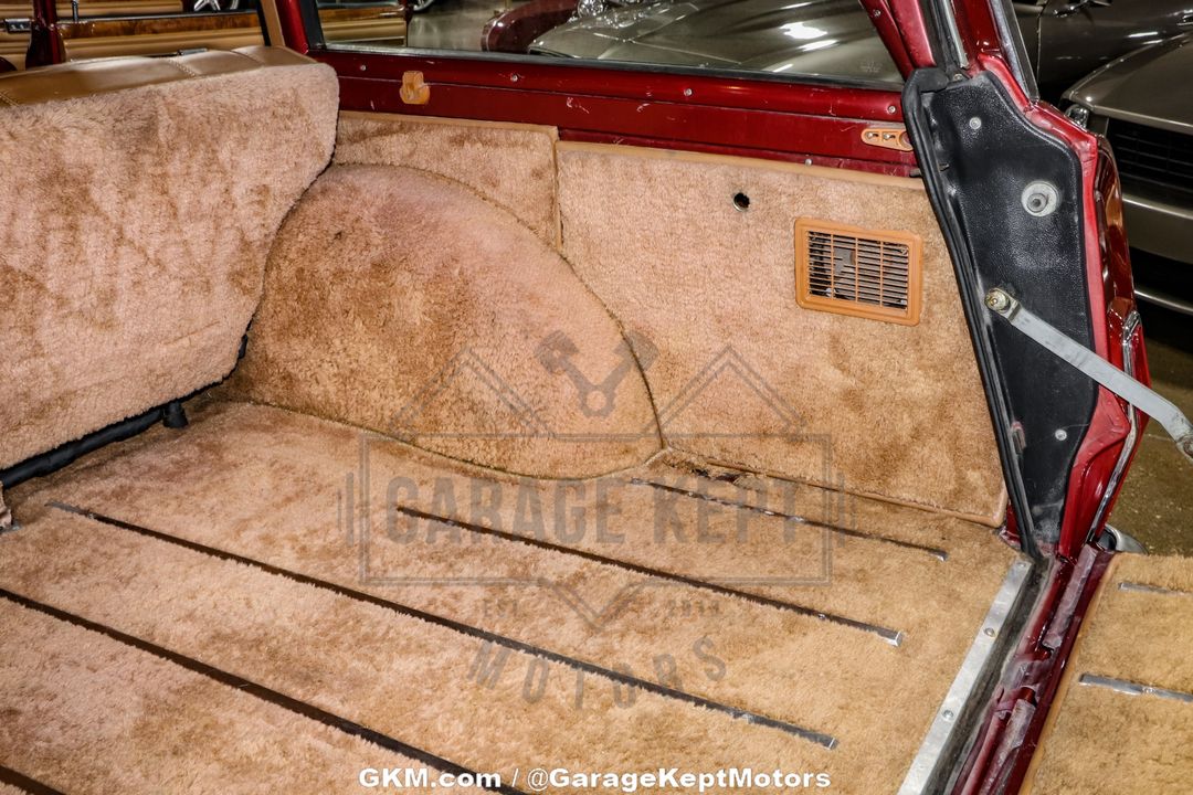 1985 Jeep Grand Wagoneer
