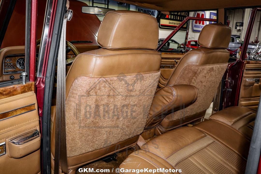 1985 Jeep Grand Wagoneer