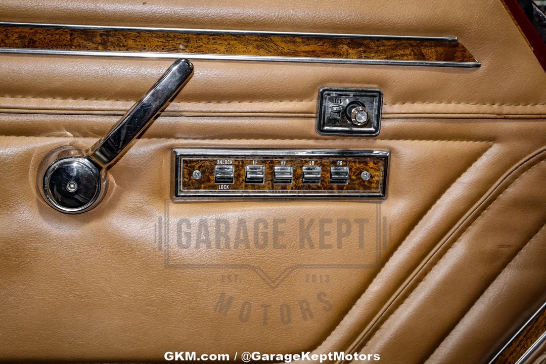 1985 Jeep Grand Wagoneer
