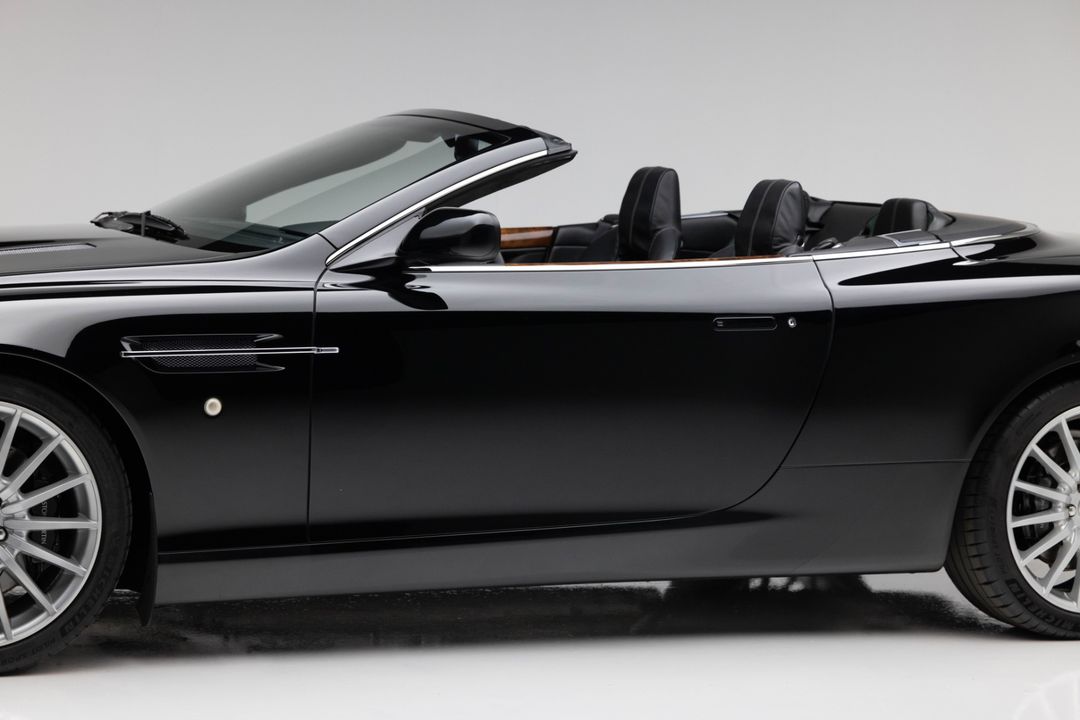2007 Aston Martin DB9 Volante