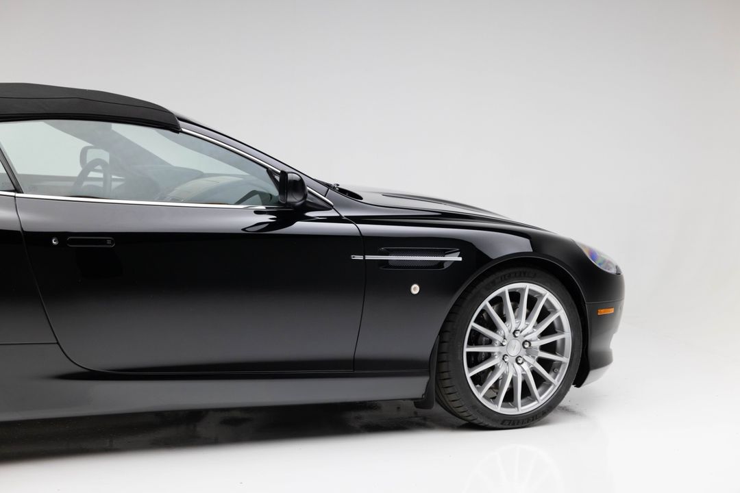 2007 Aston Martin DB9 Volante