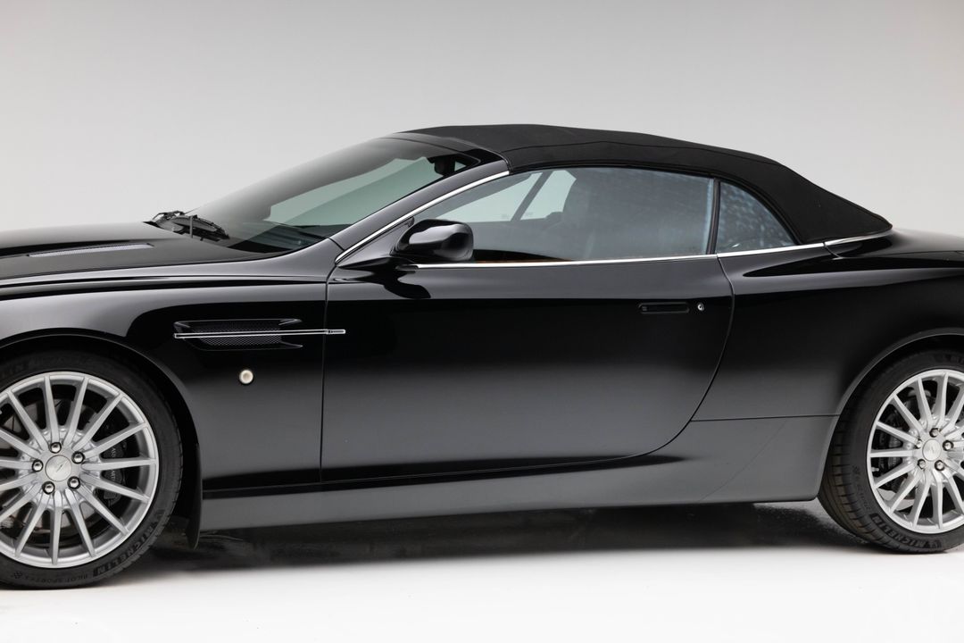 2007 Aston Martin DB9 Volante