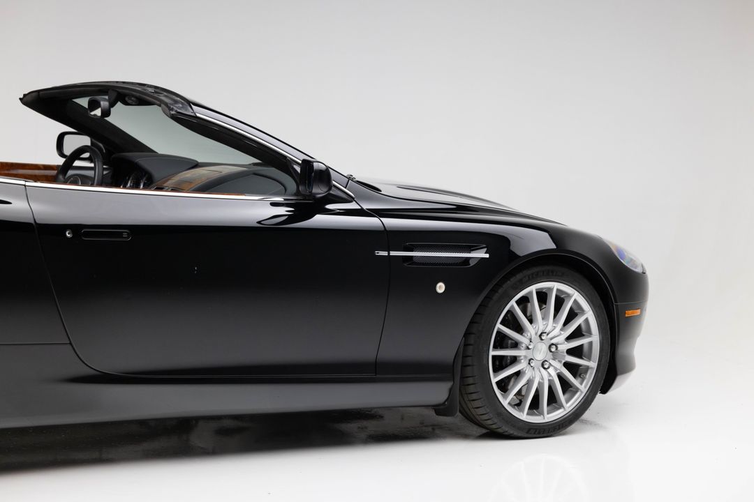 2007 Aston Martin DB9 Volante